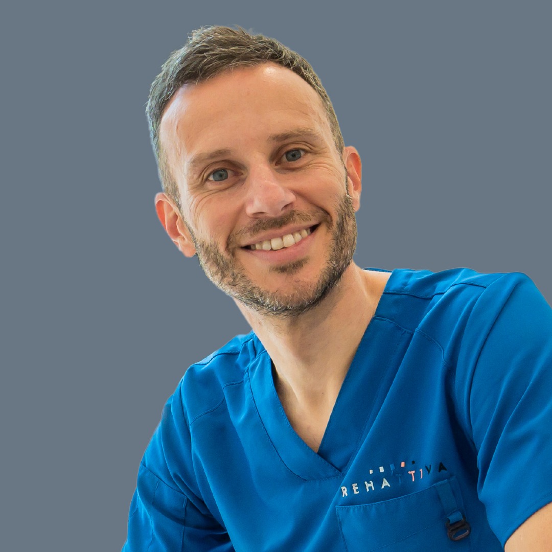 Ritratto di Mirco Leoni, osteopata e fisioterapista